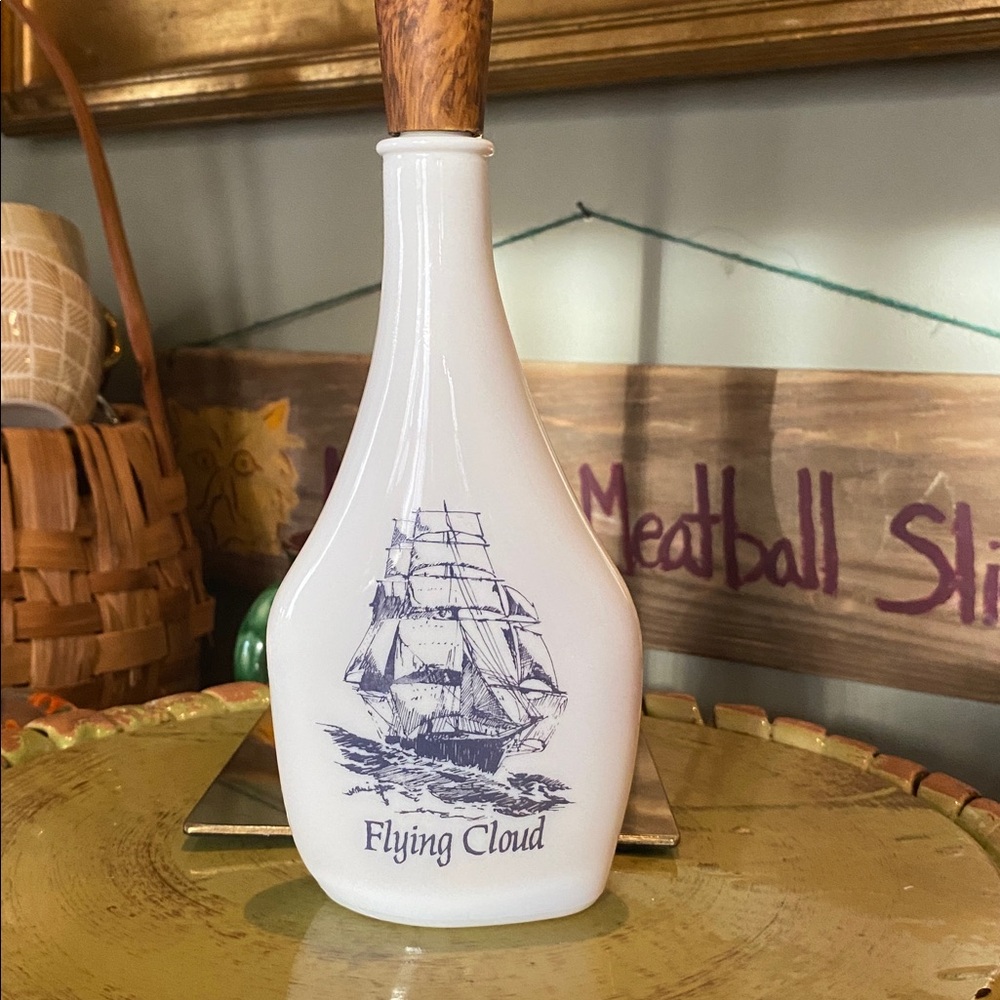 Vintage OLD SPICE "Flying Cloud" Ship's Flask Decanter, aftershave lotion.